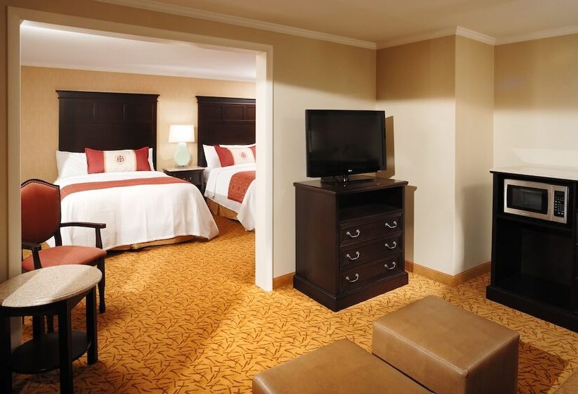 סוויטה מותאמת לאדם עם מוגבלויות, Peek N Peak Resort Trademark Collection By Wyndham