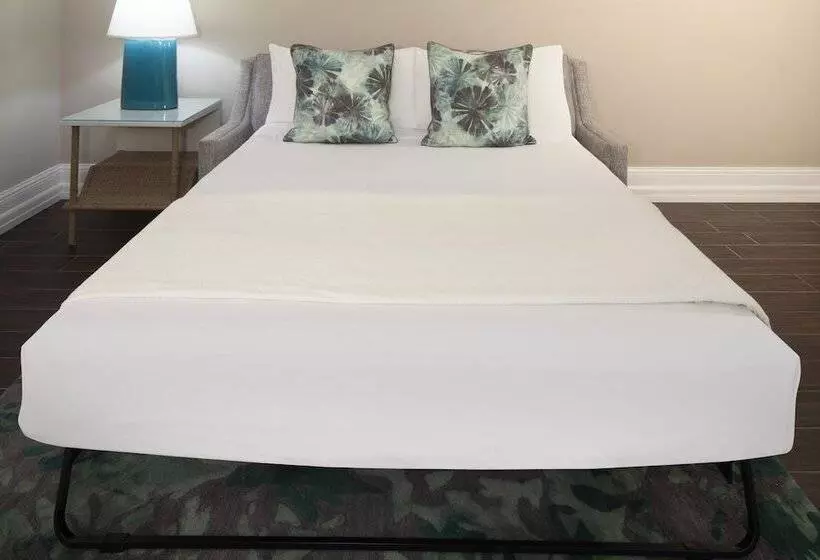 سوییت جونیور, Pier House Resort & Spa