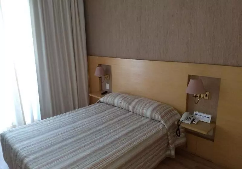 اتاق استاندارد با تخت بزرگ, Pier House Resort & Spa