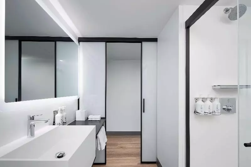 キングサイズベッドのスタンダードルーム, Yotel Washington Dc
