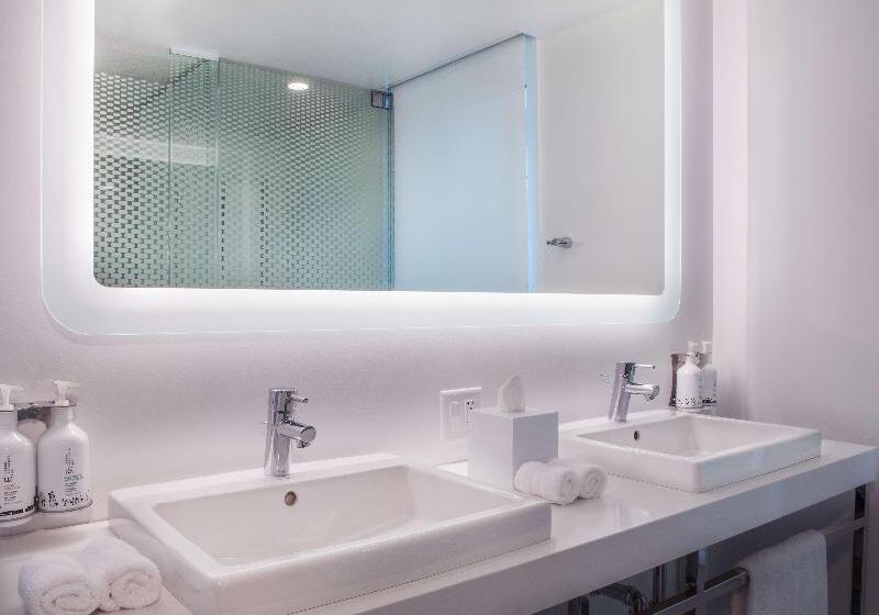 キングサイズベッドのスタンダードルーム, Yotel Washington Dc