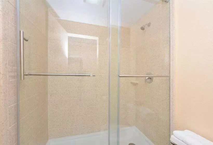 Standard-huone 2 Parivuodetta, Americas Best Value Inn Pittsburgh Airport