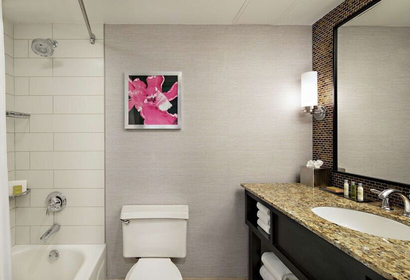 2ダブルベッドのスタンダードルーム, Doubletree By Hilton Fairfield Hotel & Suites