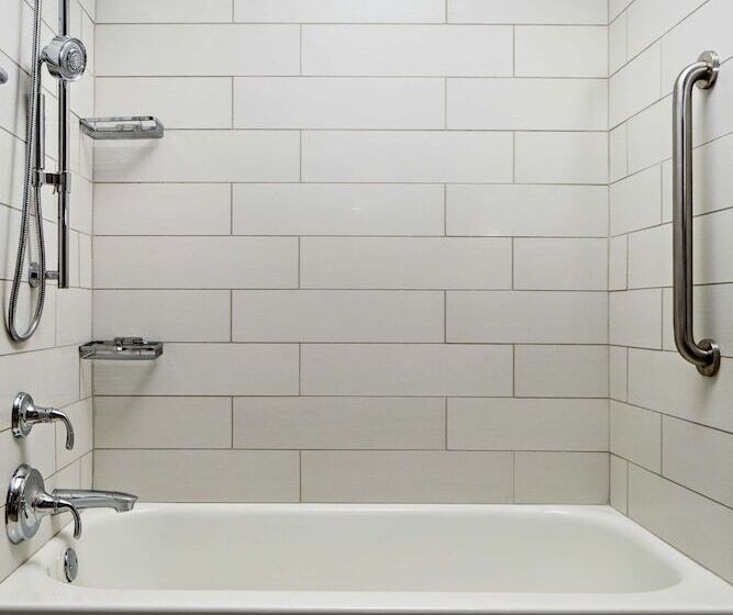 2ダブルベッドのスタンダードルーム, Doubletree By Hilton Fairfield Hotel & Suites