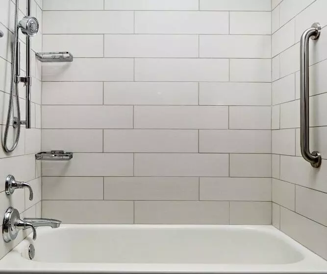 ２ダブルベッドのスタンダードルーム, Doubletree By Hilton Fairfield Hotel & Suites