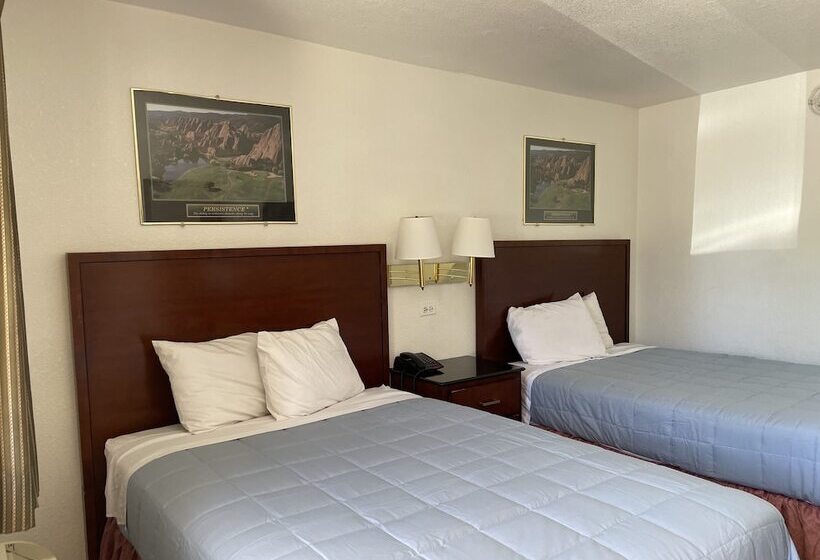 غرفة قياسية, Farmington Inn