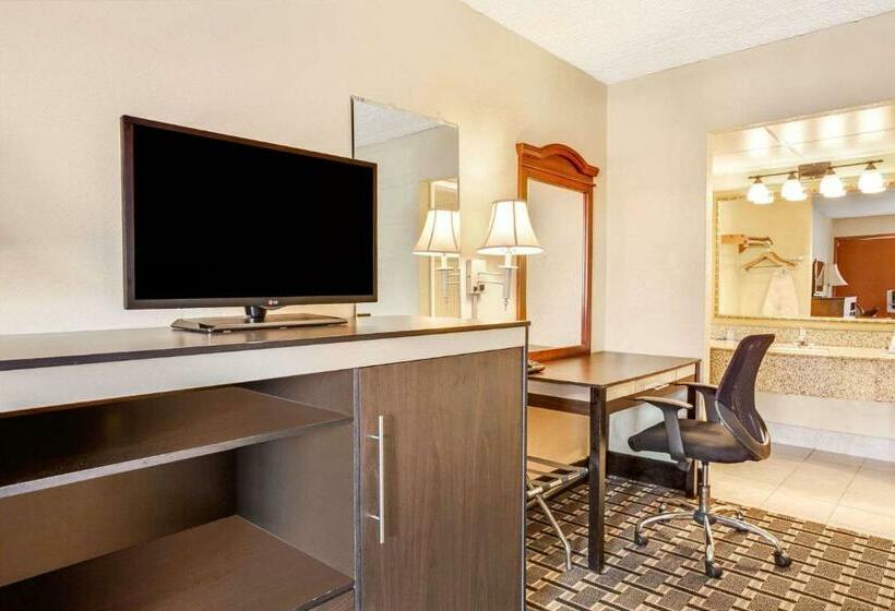 스탠다드 룸 킹사이즈 침대, Knights Inn Mount Laurel