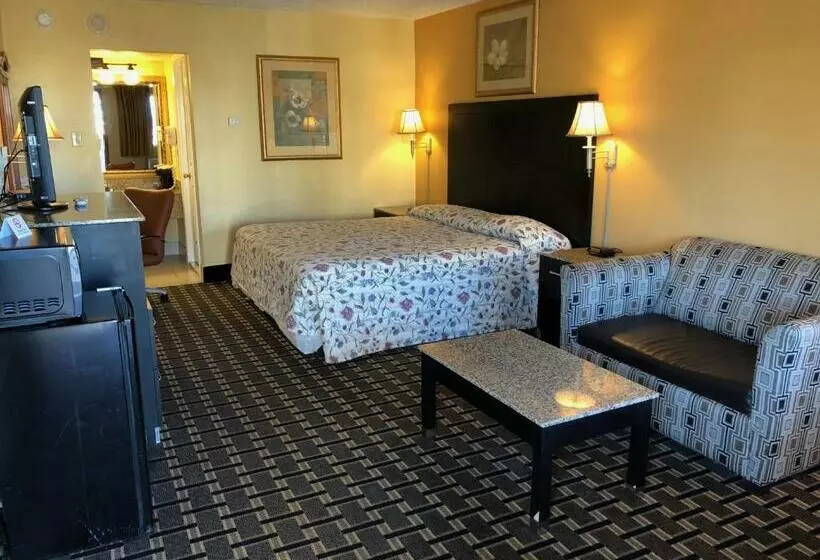 キングサイズベッドのスタンダードルーム, Knights Inn Mount Laurel