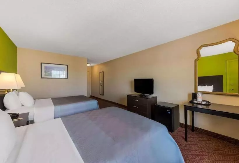 اتاق استاندارد با 2 تخت دوبل, Quality Inn Airport