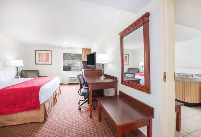Deluxe Suite King Bed, Ramada By Wyndham Enid
