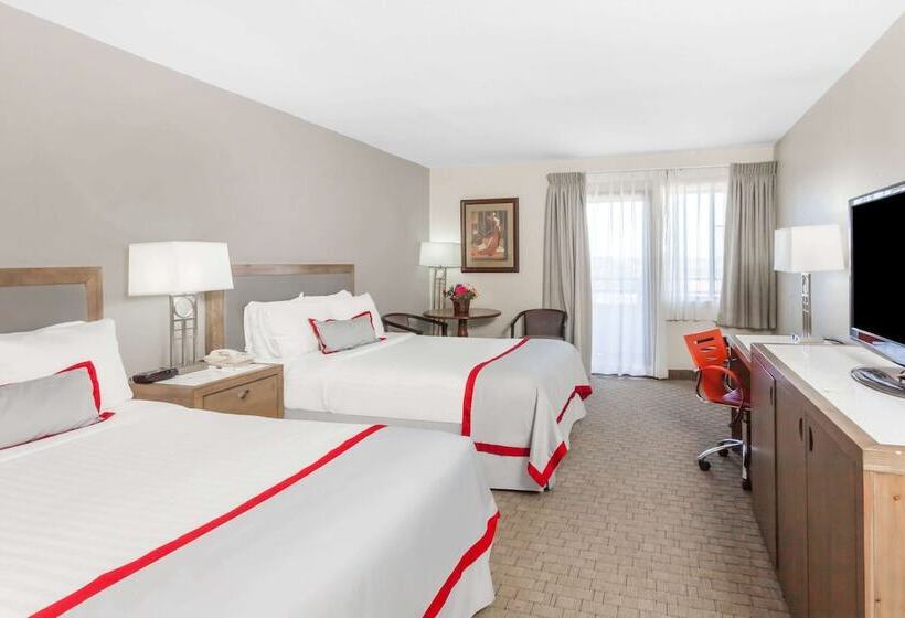 Номер Стандарт 2 Двуспальные Кровати, Ramada Plaza By Wyndham Garden Grove/anaheim South