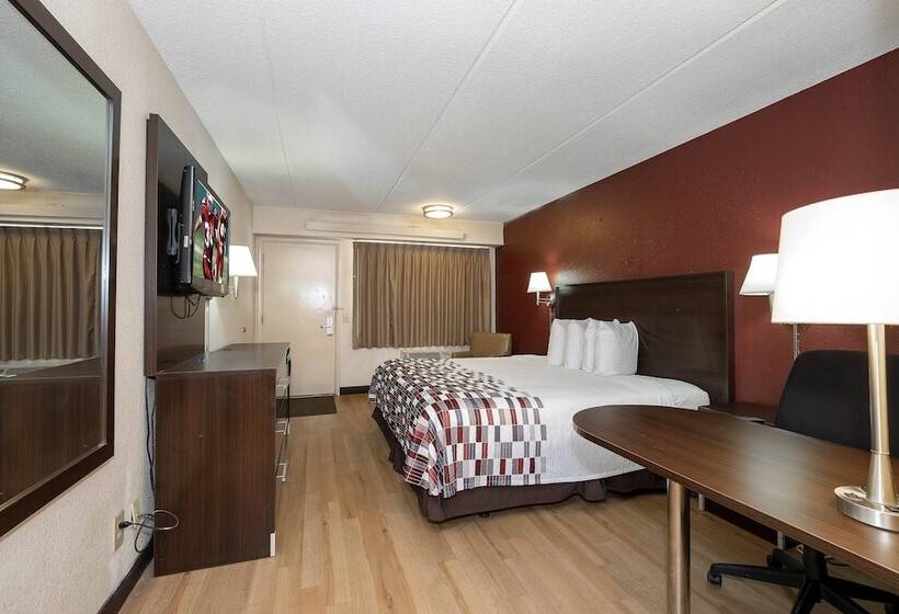 Номер Superior, Red Roof Inn Atlanta Smyrna/ Ballpark