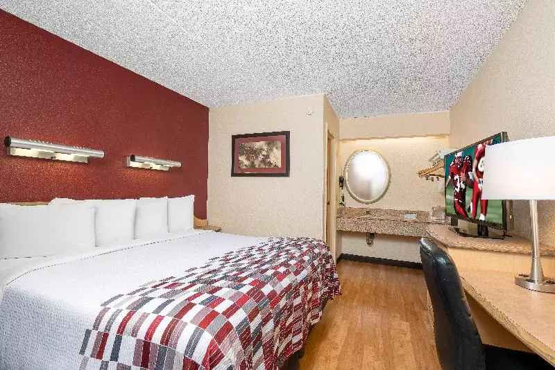 キングサイズベッドのスタンダードルーム, Red Roof Inn Durham  Triangle Park