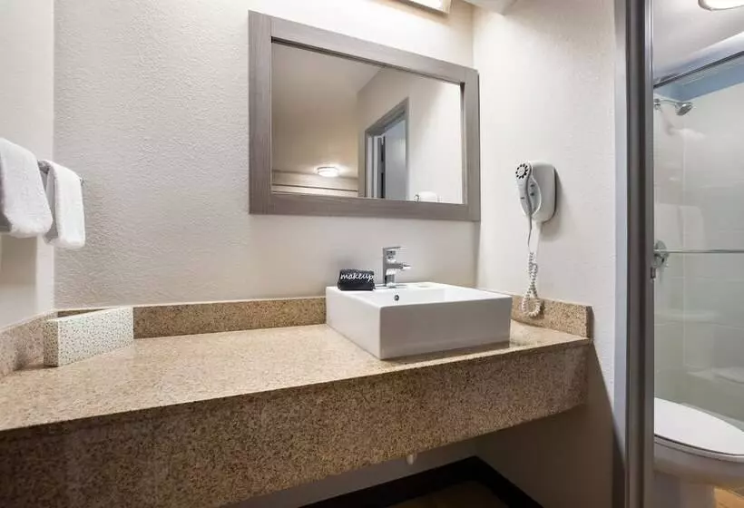 اتاق استاندارد با 2 تخت دوبل, Red Roof Inn Princeton  Ewing