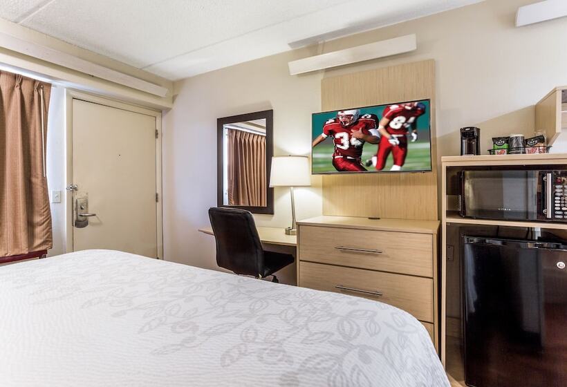 Номер Deluxe, Red Roof Inn Plus+ Nashville North Goodlettsville