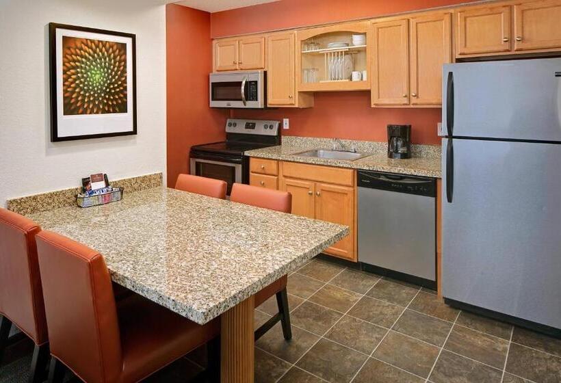 스탠다드 스튜디오, Residence Inn Shelton Fairfield County