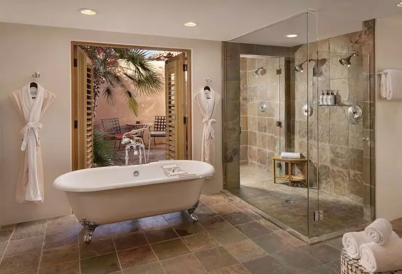 ビラホテル１ベッドルーム, Royal Palms Resort And Spa, Part Of Hyatt