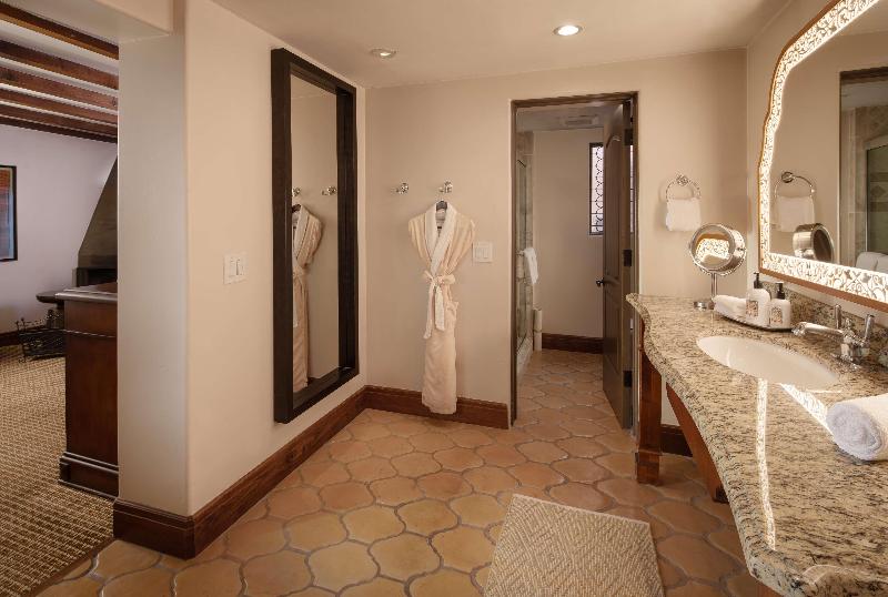 اتاق استاندارد, Royal Palms Resort And Spa, Part Of Hyatt