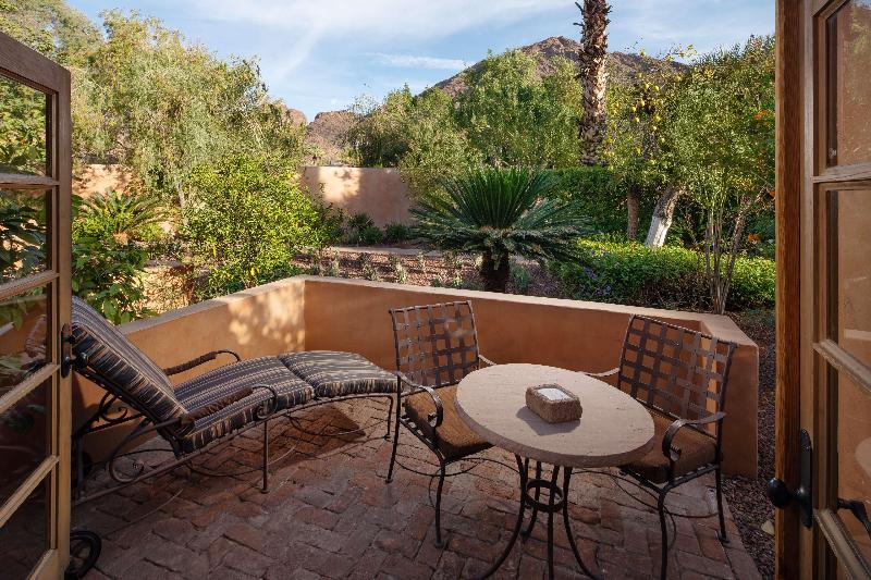 اتاق استاندارد, Royal Palms Resort And Spa, Part Of Hyatt