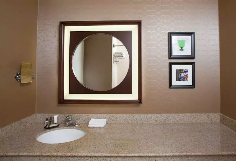 スイート, Sheraton Pittsburgh Airport