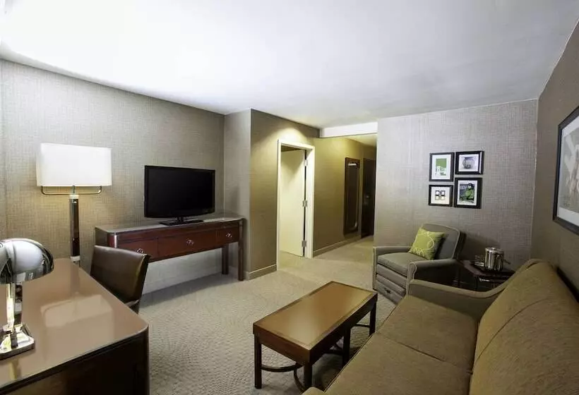 スイート, Sheraton Pittsburgh Airport