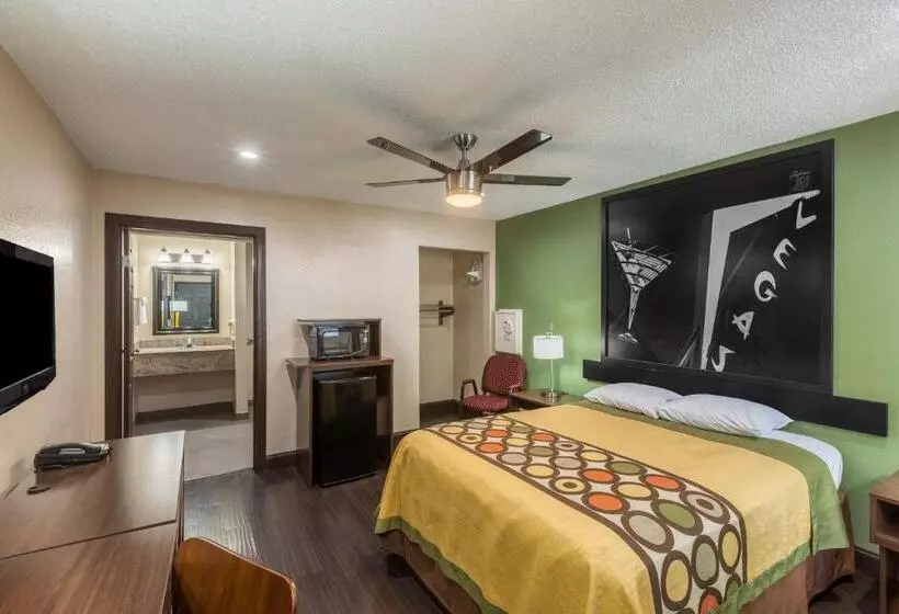اتاق استاندارد برای معلولان, Super 8 By Wyndham Austin University/downtown Area