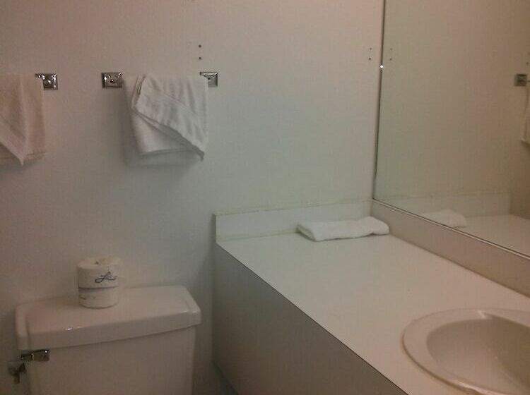 חדר סטנדרט שתי מיטות זוגיות, Val U Stay Inn And Suites