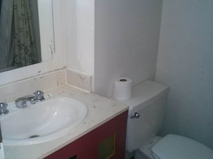 סוויטה דלוקס, Val U Stay Inn And Suites