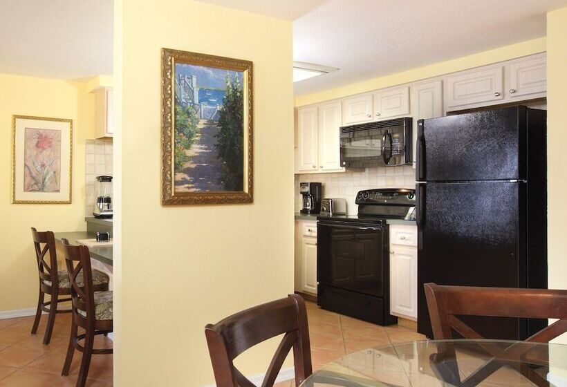 Апартаменты 2 Спальни, Club Wyndham Sea Gardens