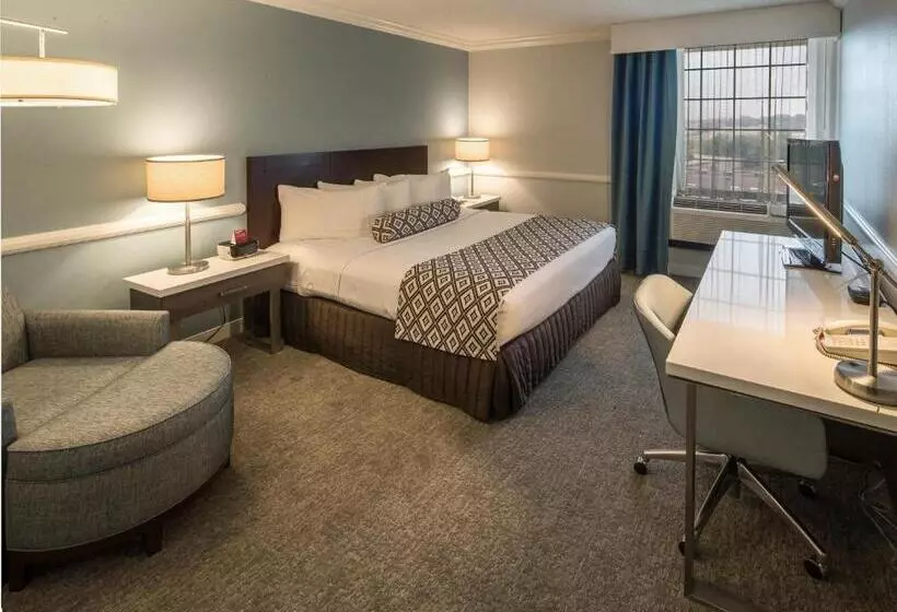 اتاق استاندارد با تخت بزرگ برای معلولان, Crowne Plaza Hotel And Suites Pittsburgh South, An Ihg