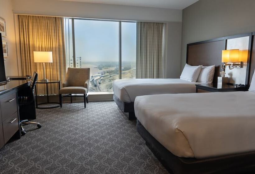 Номер Стандарт 2 Двуспальные Кровати, Doubletree By Hilton  Cedar Rapids Convention Complex