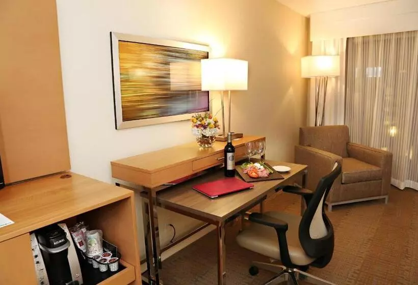 スイート, Envision Hotel & Conference Center Mansfield Foxboro
