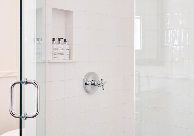 חדר סטנדרט עם מיטת קינג, Kennebunkport Captains Collection