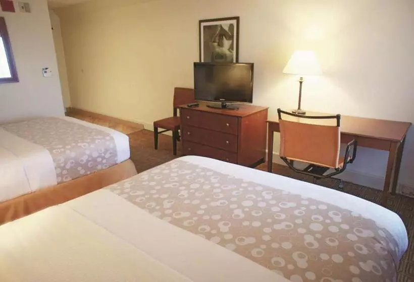 スタンダードルーム, La Quinta By Wyndham Stamford / New York City