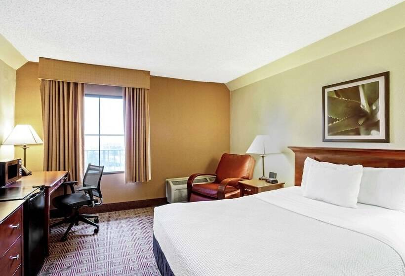 سوییت, La Quinta By Wyndham Stamford / New York City