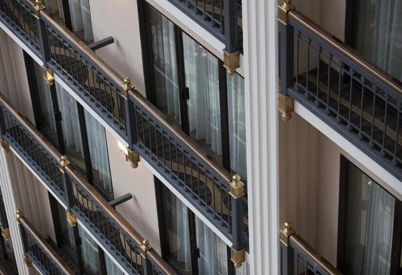 带大床的标准间, Renaissance Austin