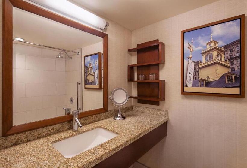 스탠다드 룸 킹사이즈 침대, Sheraton Boston