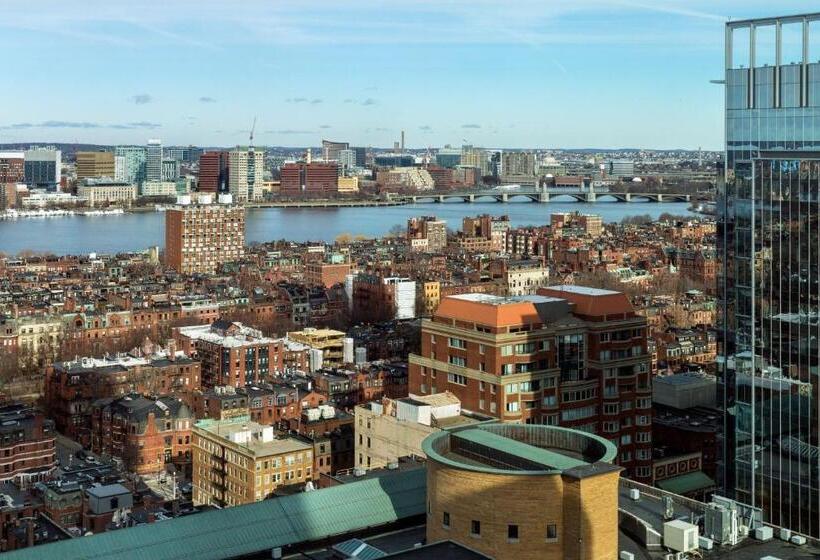 주니어 스위트 킹사이즈 침대, Sheraton Boston