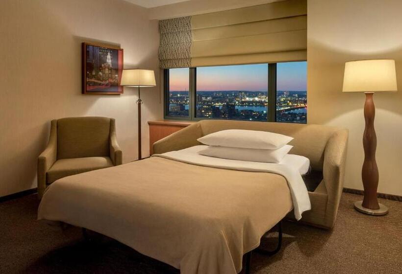 스위트 킹사이즈 침대, Sheraton Boston