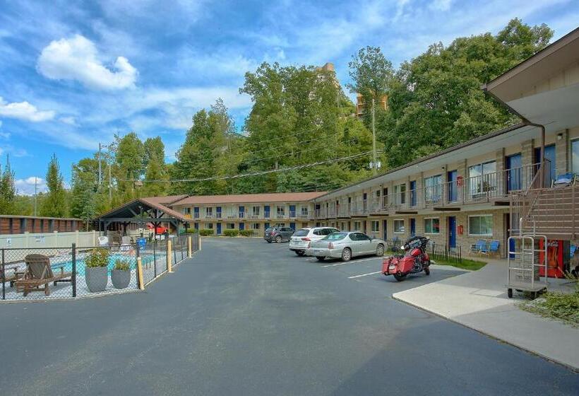 Pokój Standard 2 Łóżka Małżeńskie, Sidney James Mountain Lodge