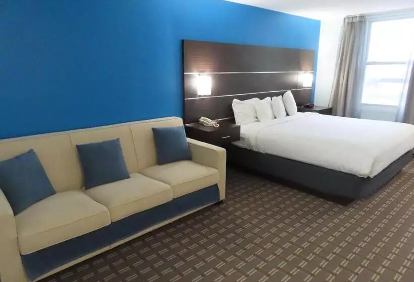 キングサイズベッドのスイートルーム, St Charles Hotel Downtown Hudson