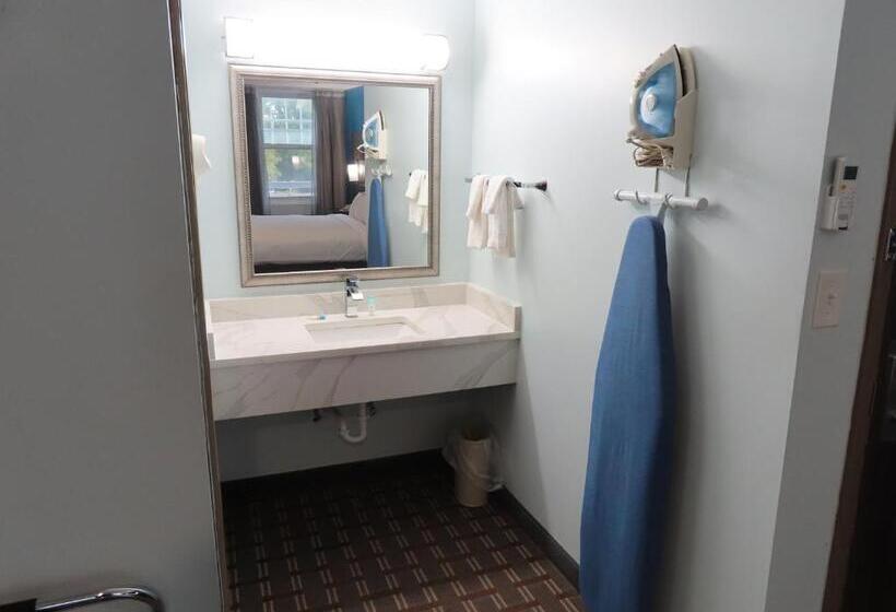 Люкс Кровать Кинг, St Charles Hotel Downtown Hudson