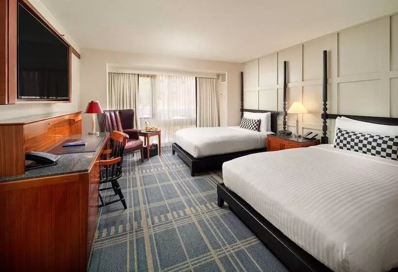اتاق لوکس, The Charles Hotel In Harvard Square