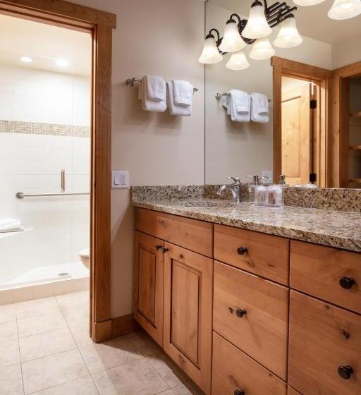 شقة غرفة واحدة, The Gant