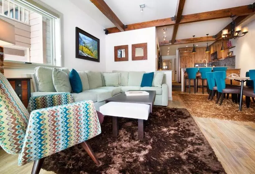 3 Bedroom Premium Apartment, The Gant