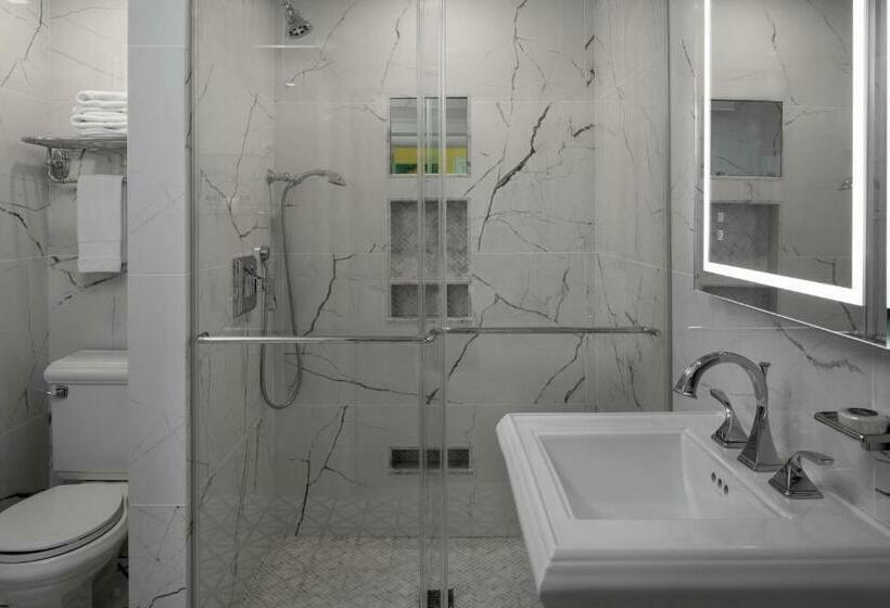 غرفة قياسية, The Huntting Inn