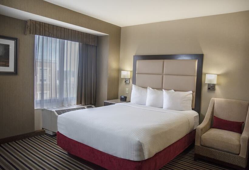 חדר פרמיום, The Madison Concourse