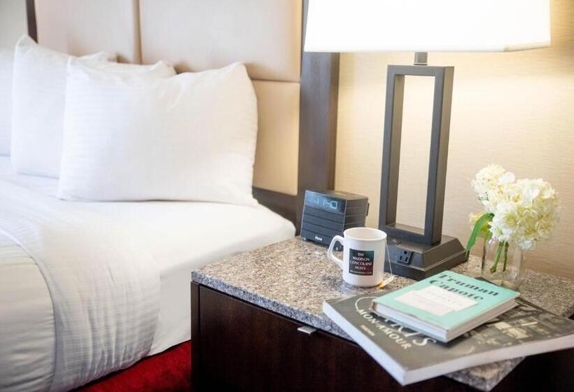 חדר פרמיום, The Madison Concourse