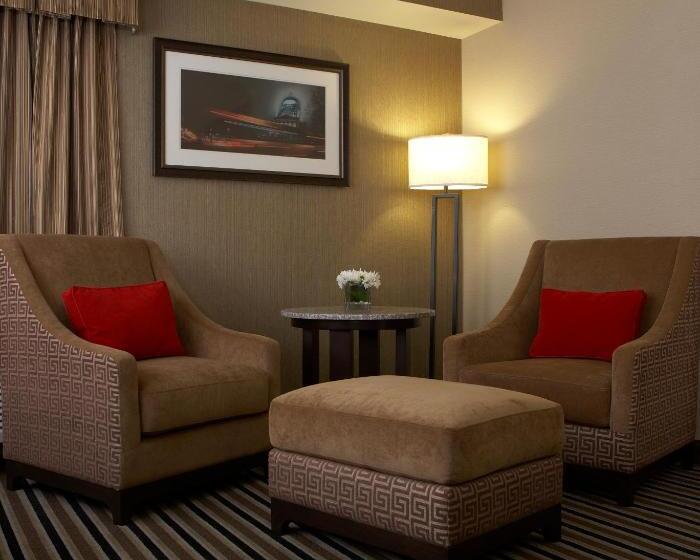 חדר קלאב, The Madison Concourse