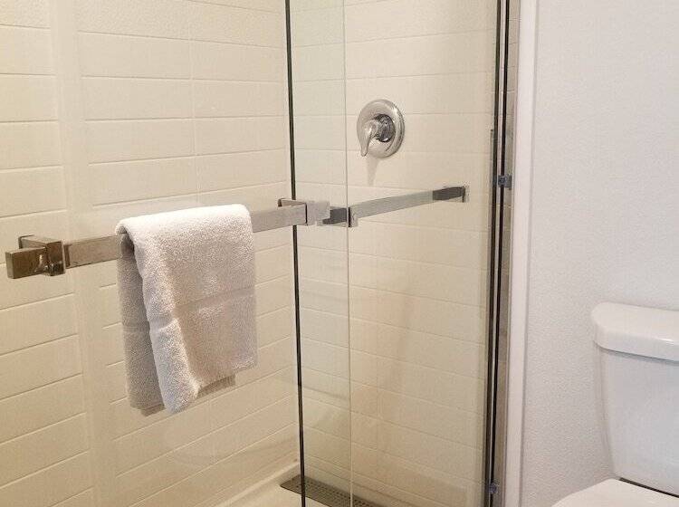 ２ダブルベッドのスタンダードルーム, Thea Tacoma, Ascend Hotel Collection